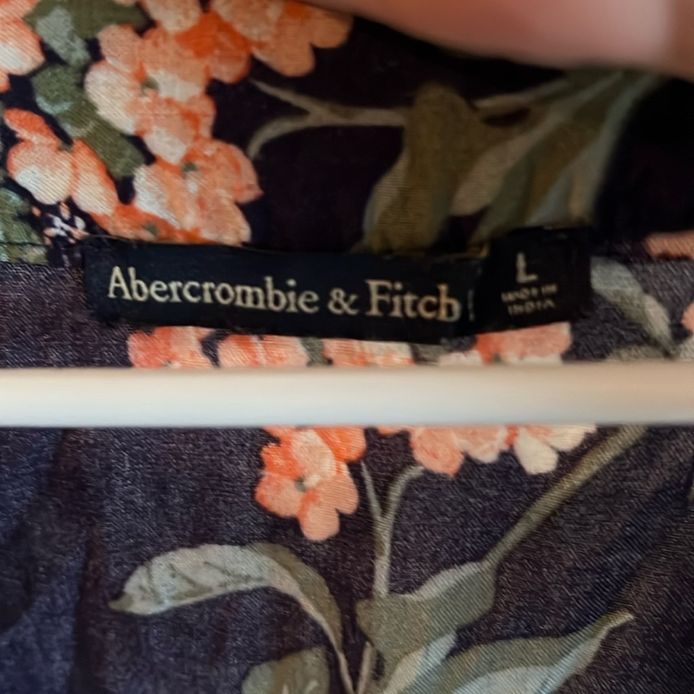 Abercrombie and Fitch Floral Navy Romper - Picture 4 of 4